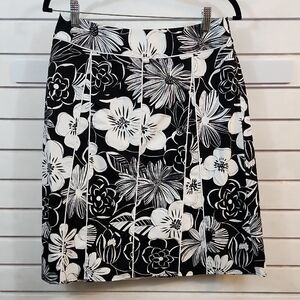 Grace Elements Black and White Floral A Line Sratement Skirt 8